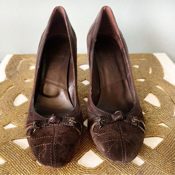 Christian Dior Chocolate Dark Brown Suede Round Toe Heels - Picture 2 of 11
